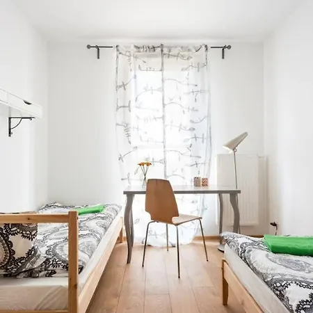 Apartament River View In *