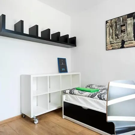 Apartament River View In *